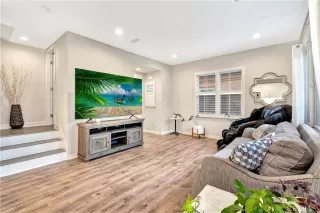 Photo #4: OC22237221 Listing