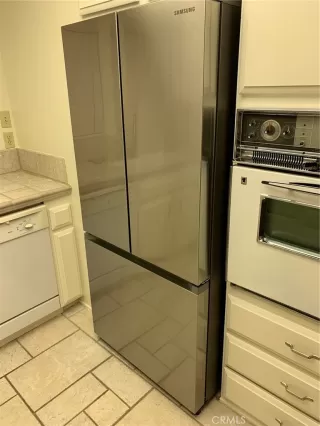 Photo #6: OC22237403 Listing