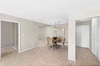 Photo #5: OC22237538 Listing 