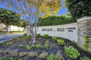 Photo #1: OC22238344 Listing 