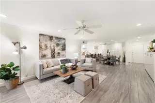 Photo #5: OC22238953 Listing 