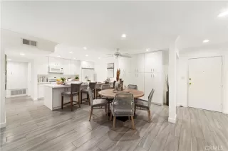 Photo #6: OC22238953 Listing 