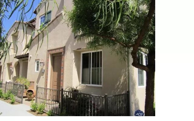 MLS: OC22239037 Condo For Sale