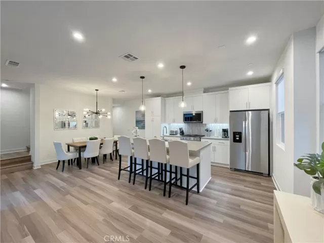 MLS: OC22239159 Condo For Sale