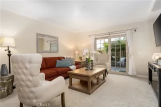 Photo #1: OC22240275 Listing