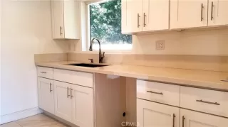 Photo #4: OC22240677 Listing