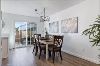 Photo #4: OC22240772 Listing 