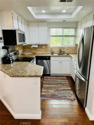 Photo #5: OC22240809 Listing 