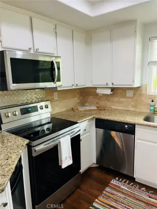 Photo #6: OC22240809 Listing 