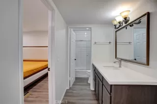 Photo #5: OC22240910 Listing 