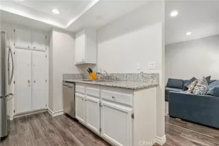 Photo #5: OC22241563 Listing 