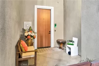 Photo #4: OC22241626 Listing