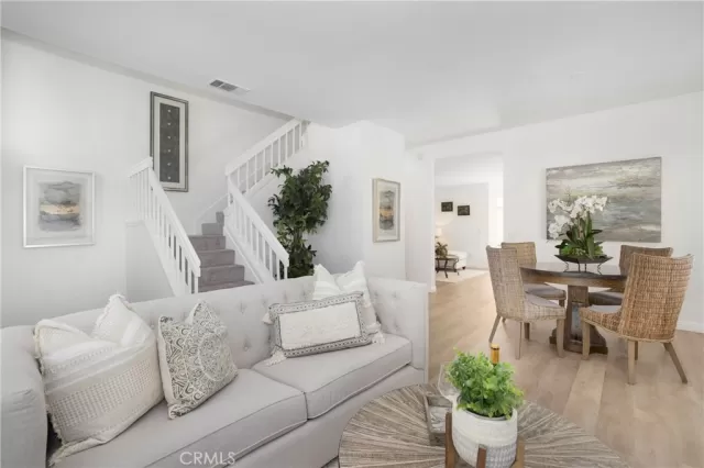 MLS: OC22242227 Condo For Sale