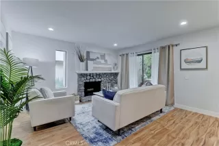 Photo #6: OC22242533 Listing 