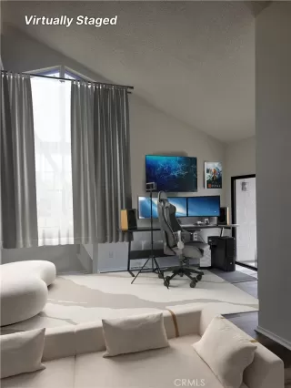 Photo #3: OC22242536 Listing 