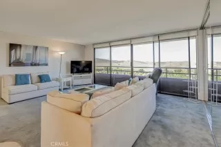 Photo #2: OC22242547 Listing