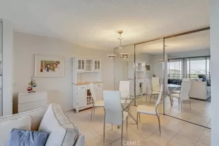 Photo #4: OC22242547 Listing