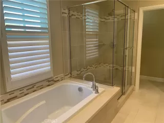 Photo #6: OC22242561 Listing 