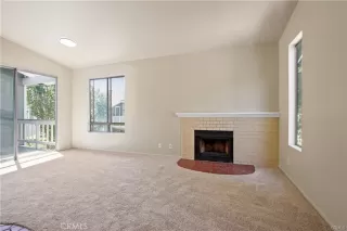 Photo #6: OC22242824 Listing 