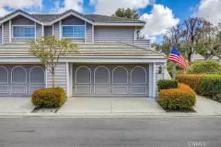 Photo #2: OC22242938 Listing