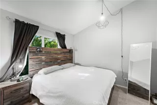 Photo #4: OC22243100 Listing 