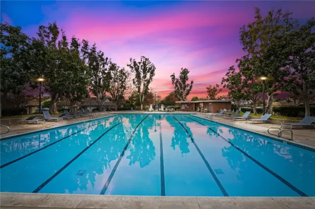 MLS: OC22243198 Condo For Sale