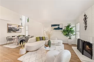 Photo #4: OC22243198 Listing 