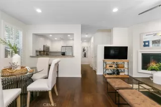 Photo #2: OC22243461 Listing