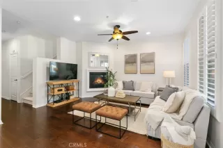 Photo #5: OC22243461 Listing