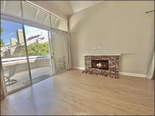 Photo #2: OC22244167 Listing