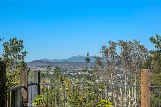 Photo #1: OC22244405 Listing 