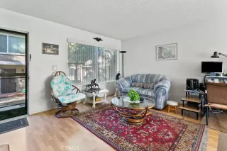 Photo #4: OC22244433 Listing 