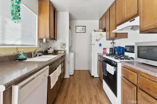 Photo #6: OC22244433 Listing 