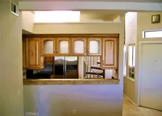 Photo #3: OC22244571 Listing 