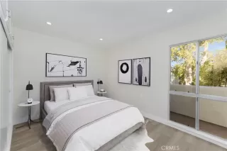 Photo #2: OC22245019 Listing