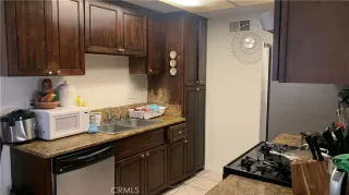 Photo #2: OC22245351 Listing