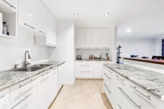 Photo #3: OC22245776 Listing 