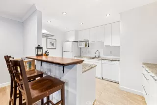 Photo #4: OC22245776 Listing 