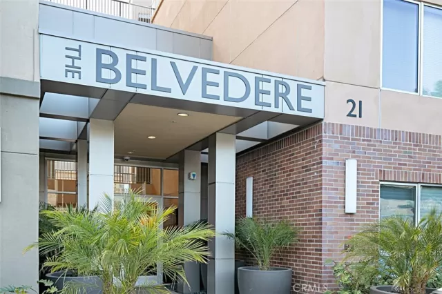 MLS: OC22246852 Condo For Sale