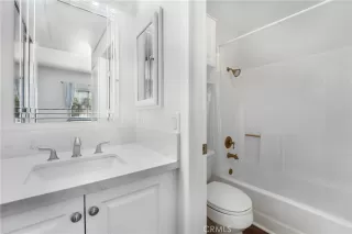 Photo #6: OC22247045 Listing