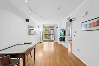 Photo #1: OC22247071 Listing 