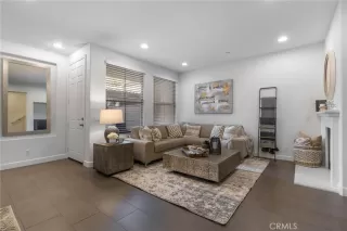 Photo #1: OC22247277 Listing 