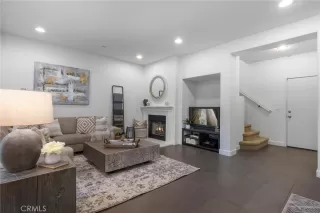 Photo #2: OC22247277 Listing 