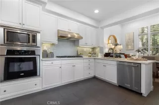 Photo #6: OC22247277 Listing 