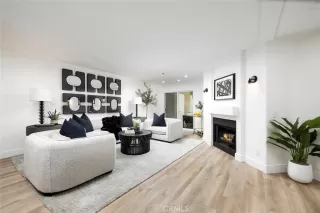 Photo #3: OC22247293 Listing 