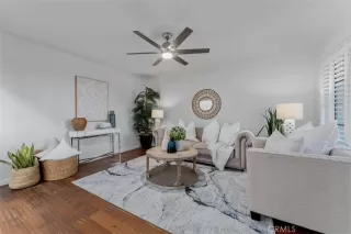 Photo #3: OC22247537 Listing