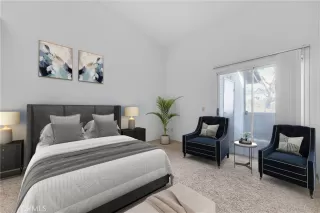 Photo #1: OC22248058 Listing 