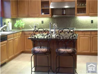 Photo #2: OC22248060 Listing 