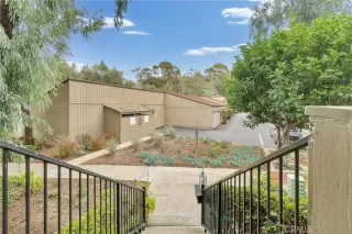 Photo #4: OC22248068 Listing