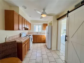 Photo #5: OC22248086 Listing 